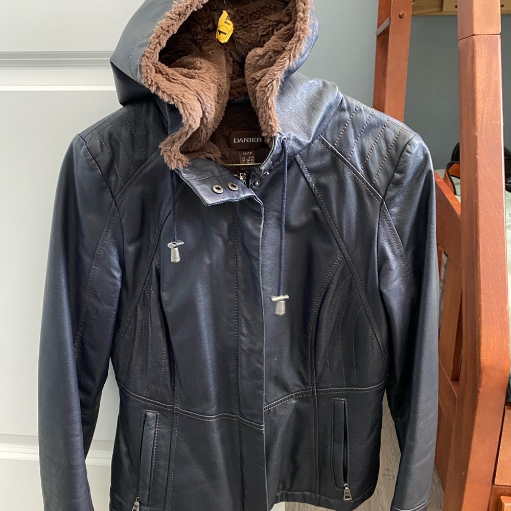Leather jacket - Picture 5 of 5